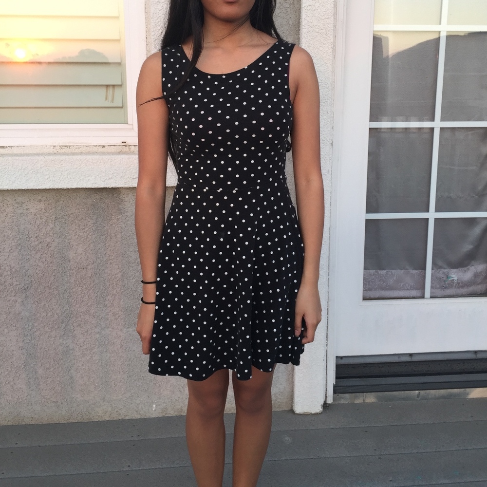 💥PRICE DROP💥Brandy Melville Yuria Dress