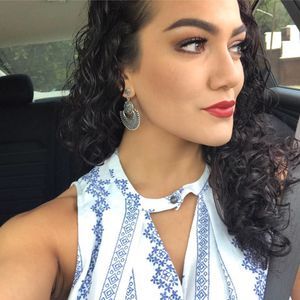 Meet your Posher, Olivia