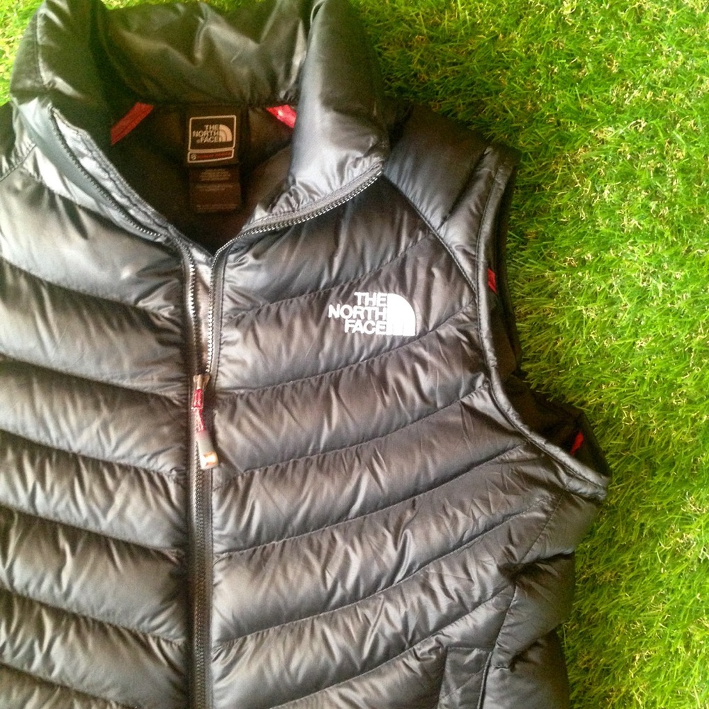 The North Face Black Thin Puffer Vest