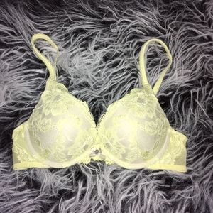 GUC 34C VS Push Up Bra Neon Yellow Lace