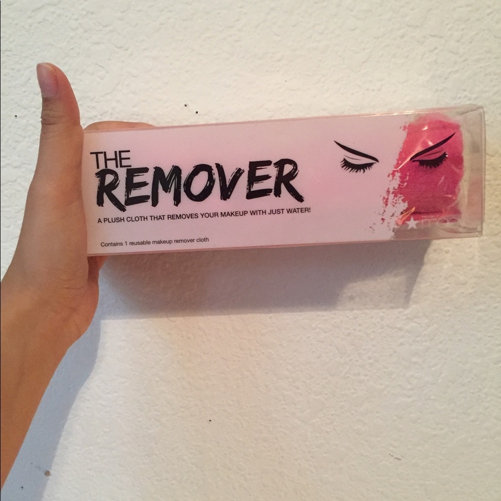 Makeup remover cloth