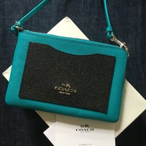 Coach Wristlet Black and Turquoise New