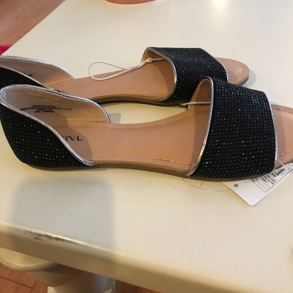 Merona Shoes - Merona brand new slides. Black sparkle beading 8