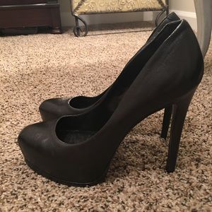 Kelsi Dagger Heels