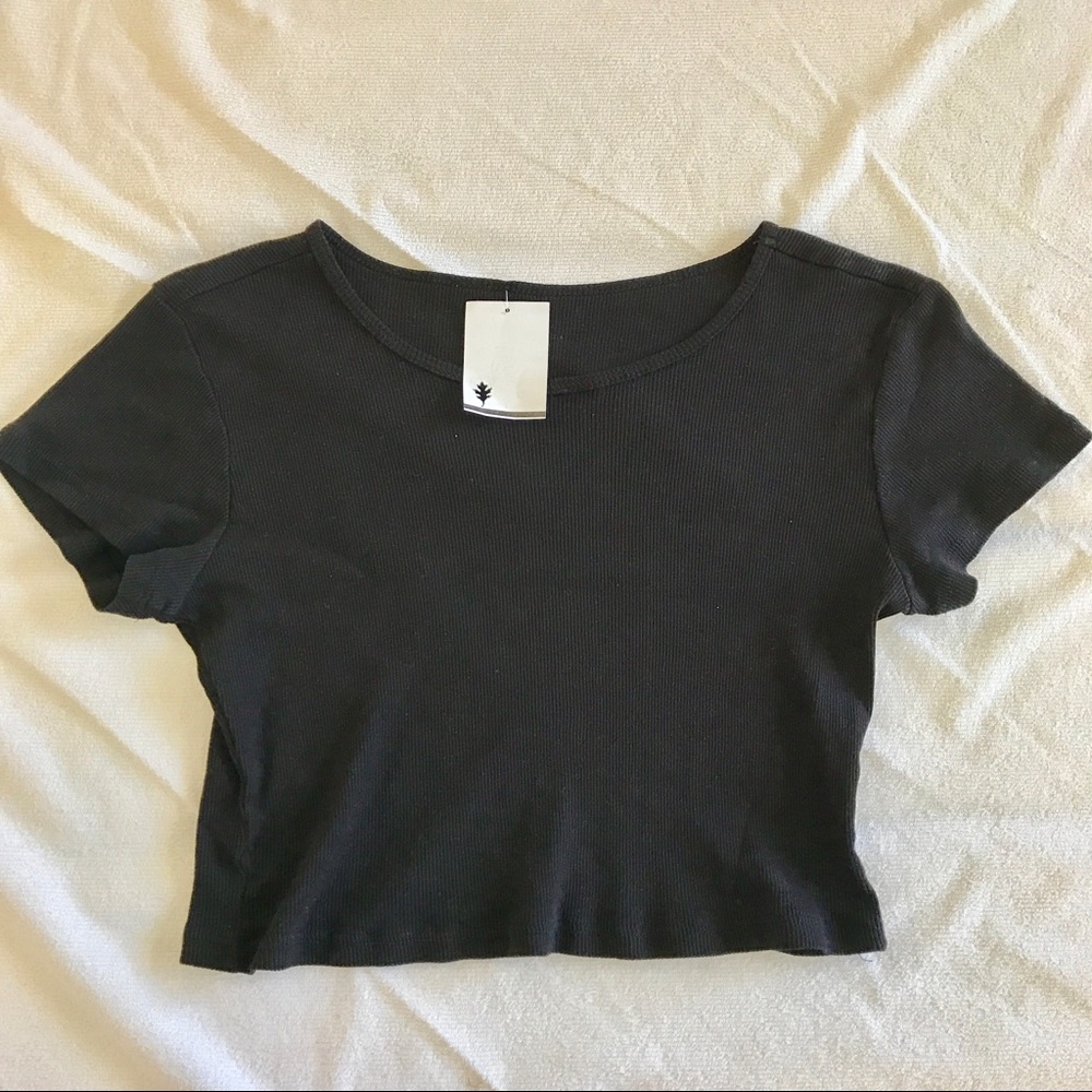 NWT black ribbed ashlyn cropped