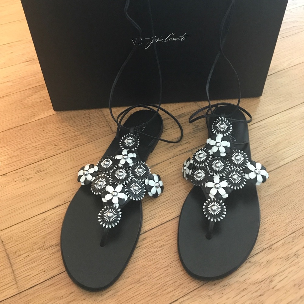 VC John Camuto Lace Up Black&White Floral Sandals