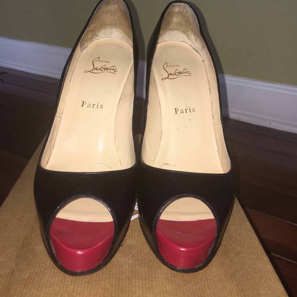 Christian Louboutin "Very Prive"