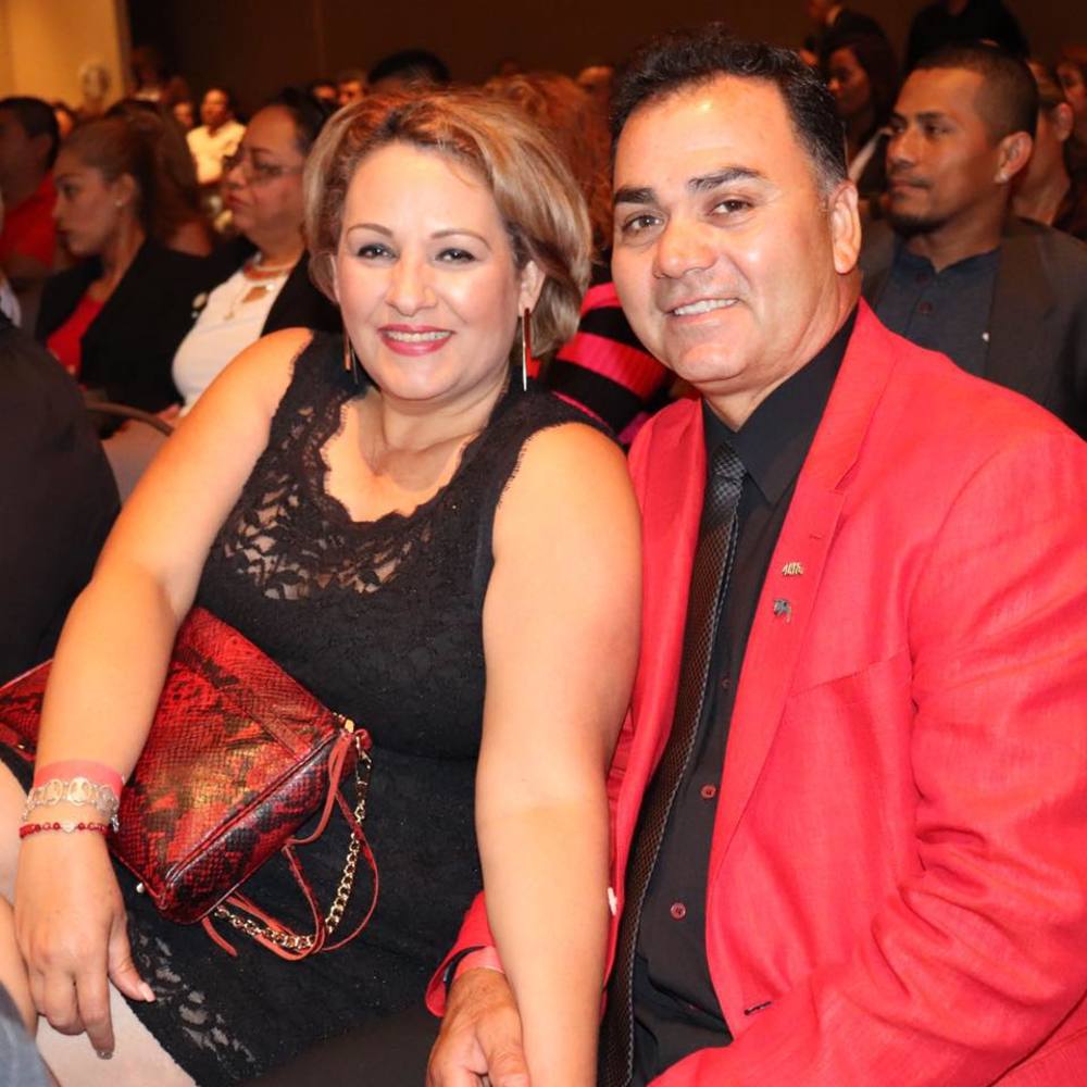 Meet your Posher, Juanyta