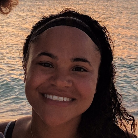 Meet your Posher, Skye - Picture 2 of 4