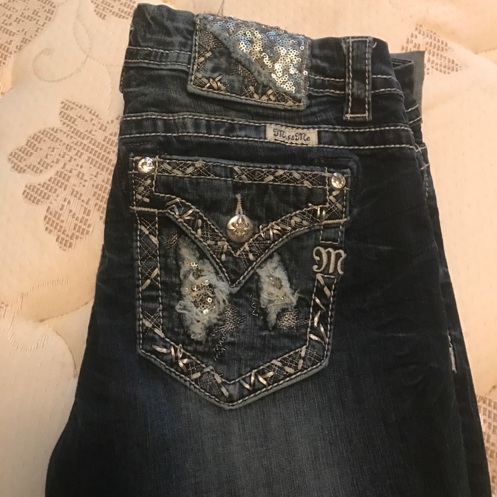 Capris - Picture 2 of 3