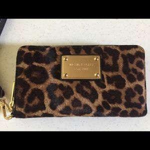 NWT Michael Kors cheetah print wristlet
