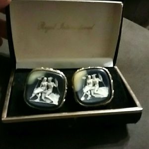 RARE! Aphrodite and Hermes VINTAGE cameo cufflinks