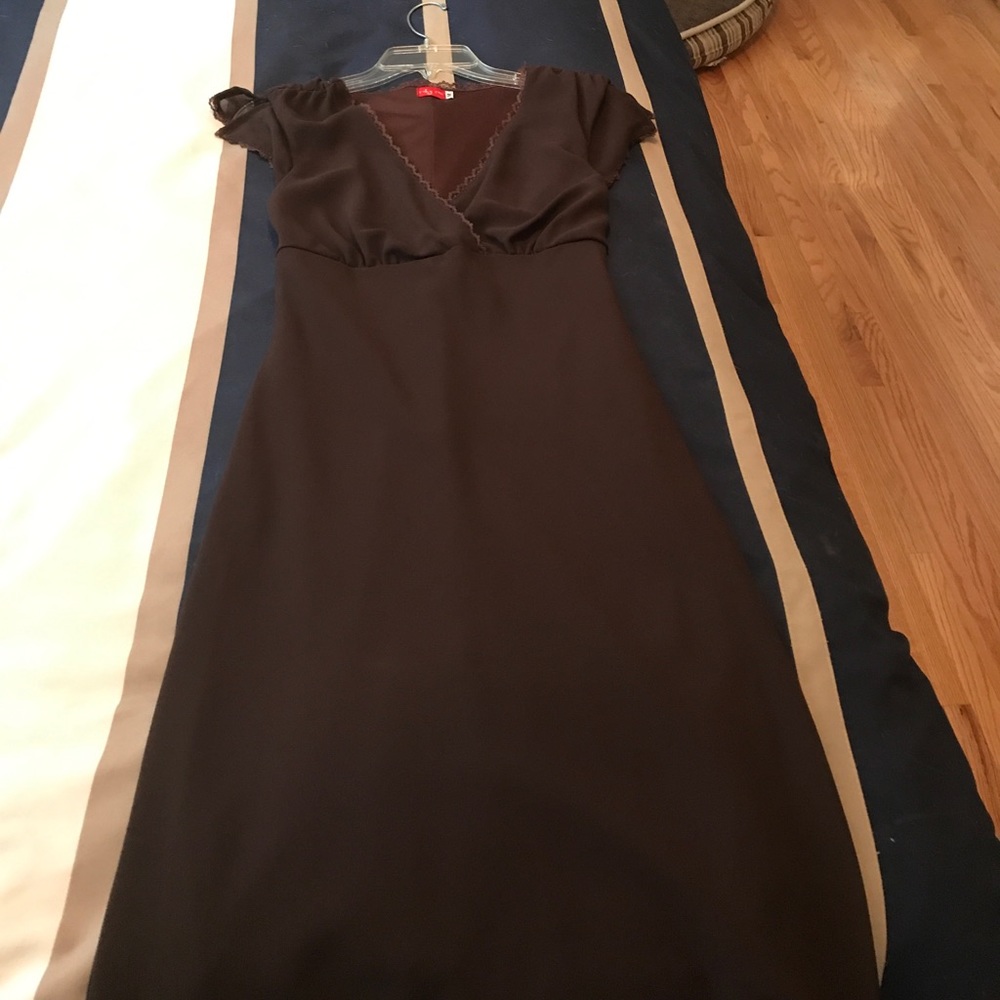 Brown dress