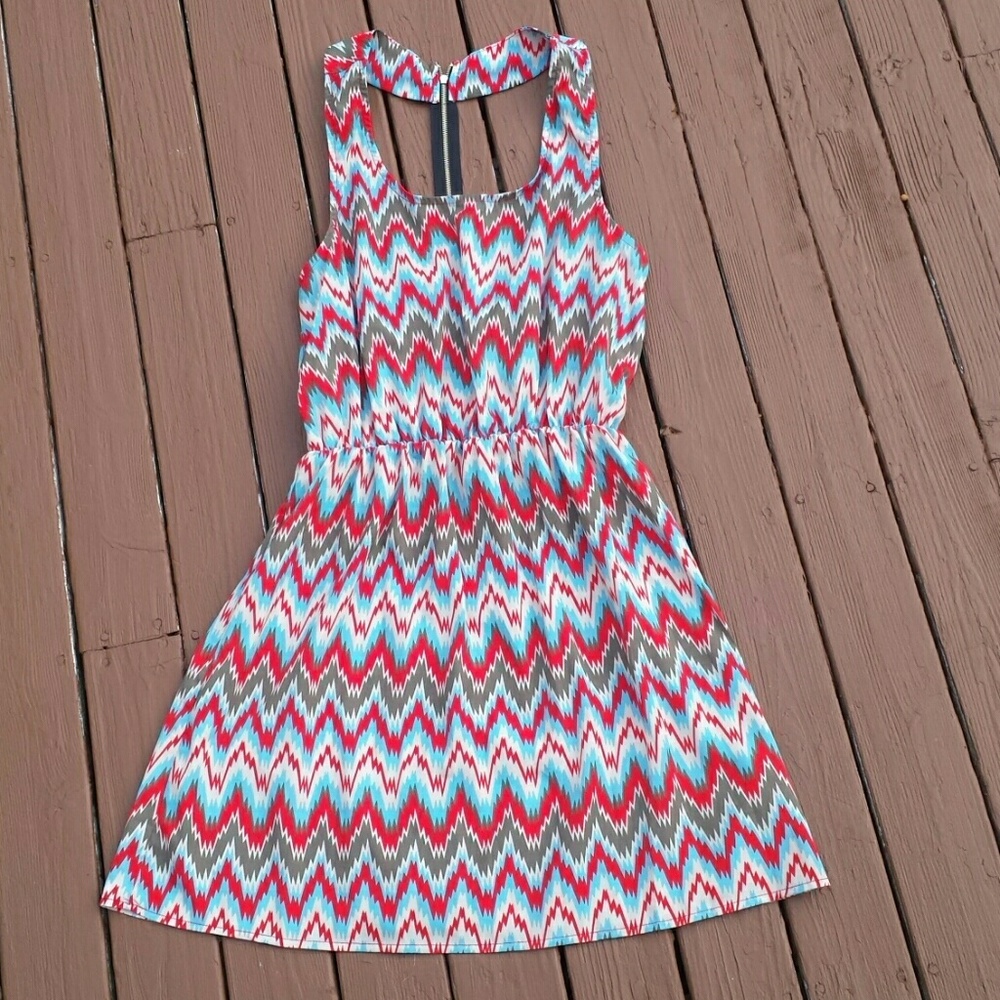 Sexy racer back zip back mini dress chevron