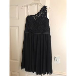 One shoulder lace dress