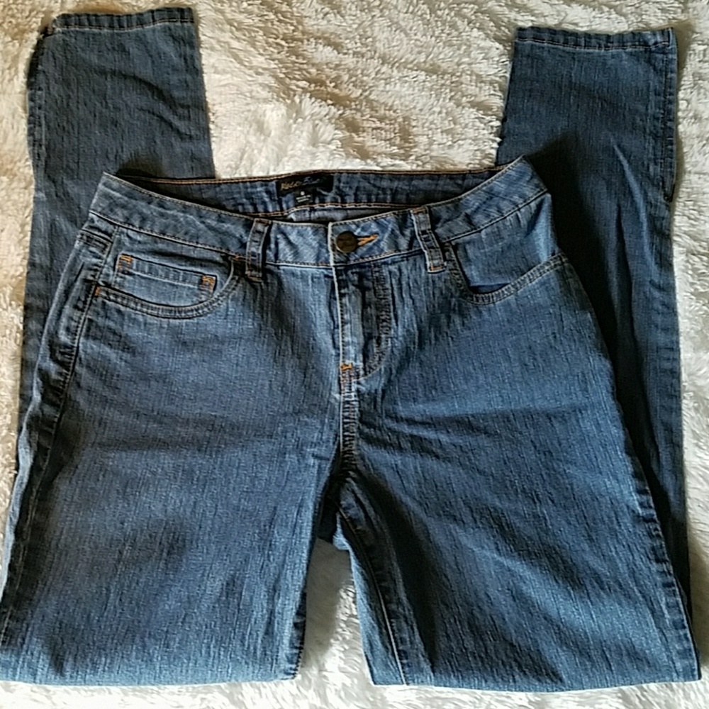 METRO BLUES  JEANS