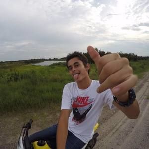 Meet your Posher, Sebastian