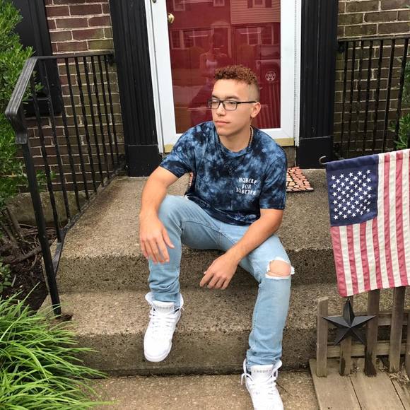 Meet your Posher, Anthony - Picture 1 of 1