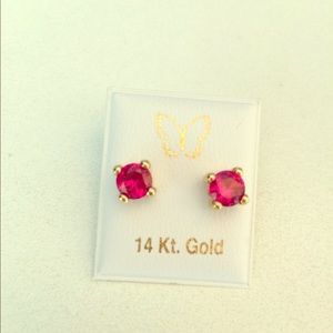 14kt Gold earrings NEW