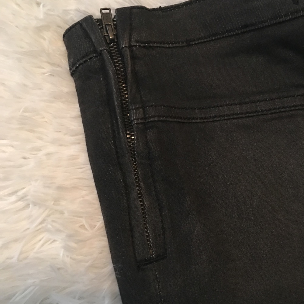 πHP πππ½ NWOT Free People Black Denim Shorts - Picture 6 of 8
