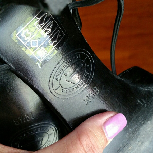 Kitten heels with a addtl photo details of heels - Picture 3 of 7