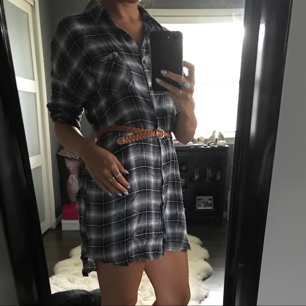 Plaid dress with belt