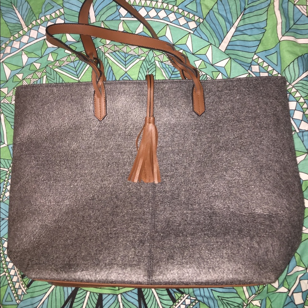 Tote bag from Sally's