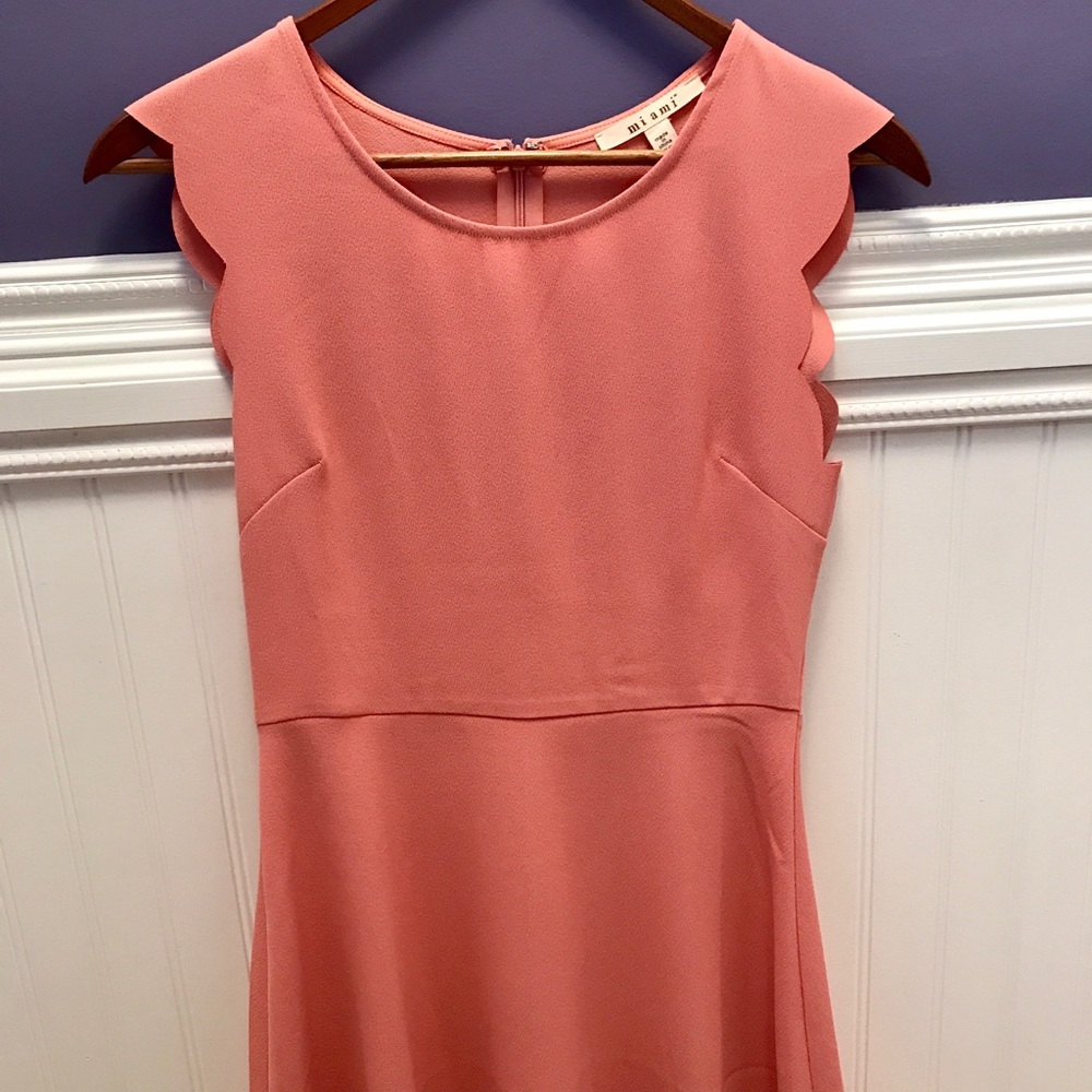 Pink Sleeveless Scallop Trimmed Dress