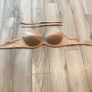 Comfy nude strapless Victoria's Secret bra 32D