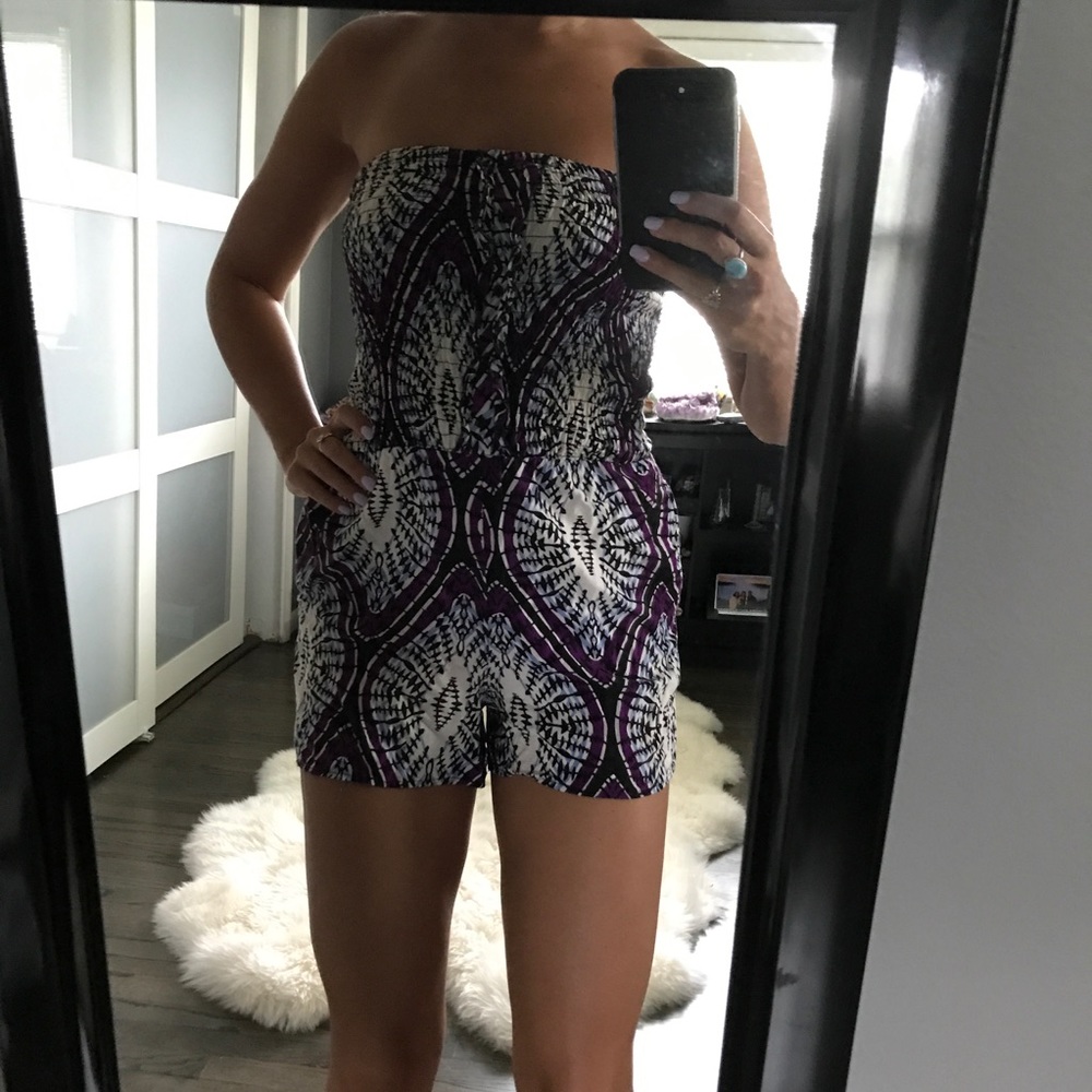 Strapless purple romper