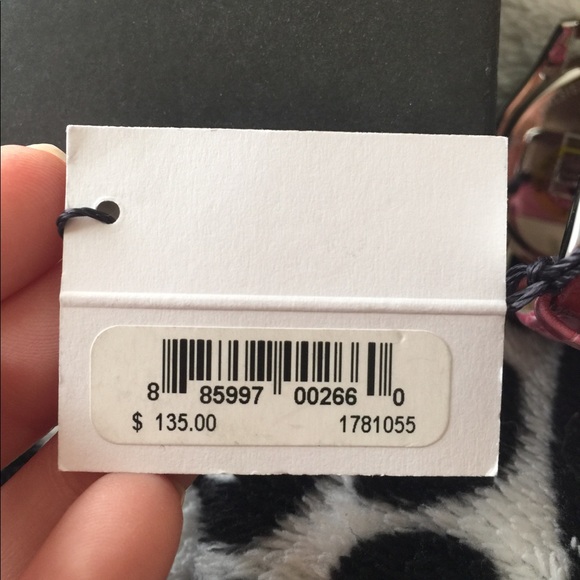 Tommy Hilfiger Watch - Picture 2 of 4