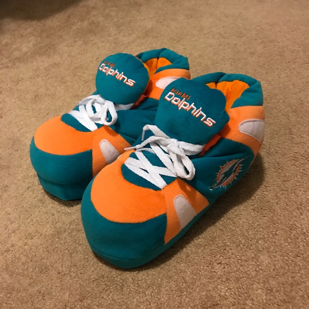 Miami dolphins slippers