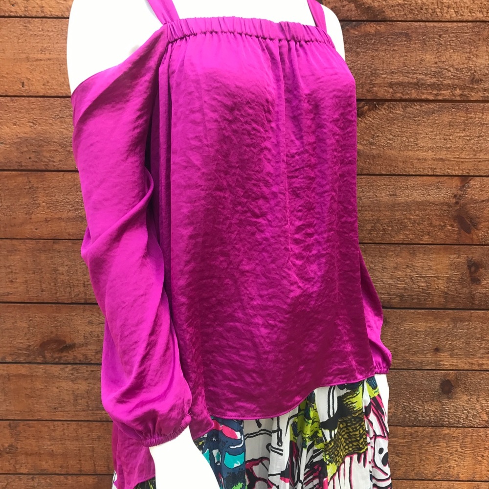 Vince Camuto Magenta Cold-Shoulder Peasant Top XL