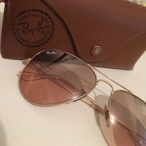 Ray-Ban Gold Aviators