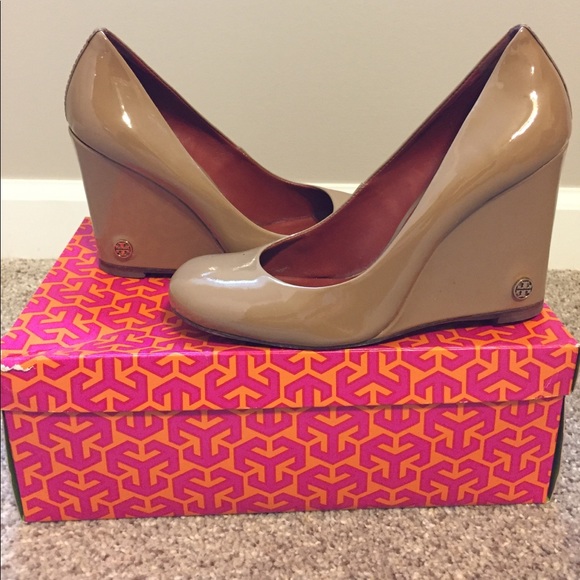 Tory Burch Shoes - Tory Burch patent nude heels size 7 authentic