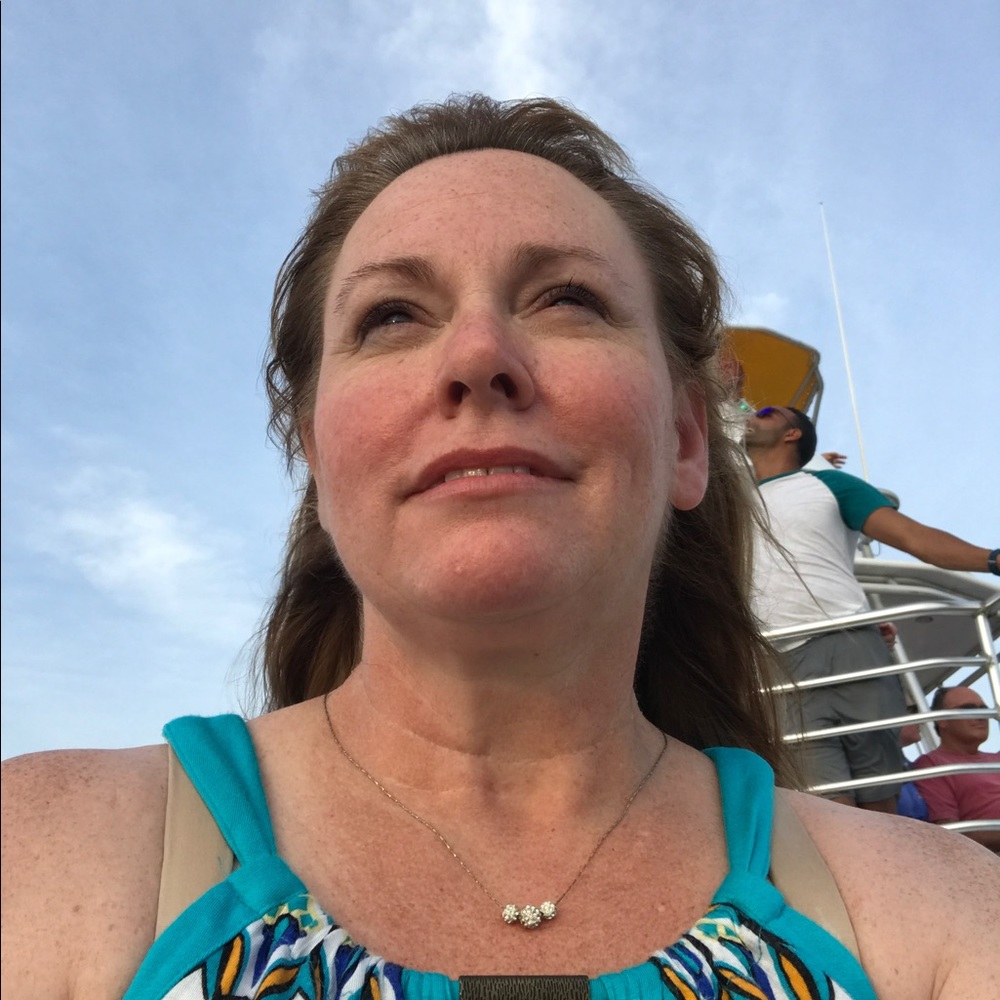 Meet your Posher, Jj