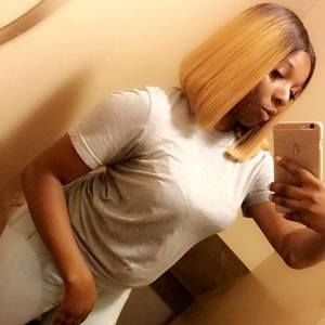 Meet your Posher, Kiashia