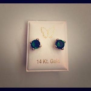 NEW 14kt Gold Earrings