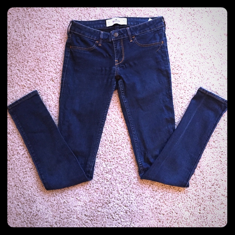Hollister Skinny Jeans.