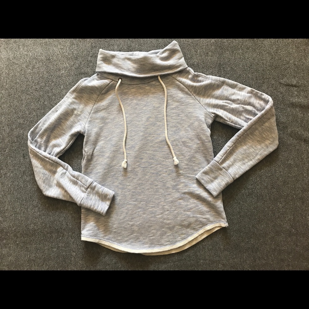 Gap light blue sweatshirt