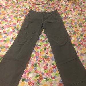 ****On hold***Horny toad size 10 pant