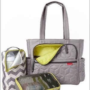 Skip hop tote diaper bag