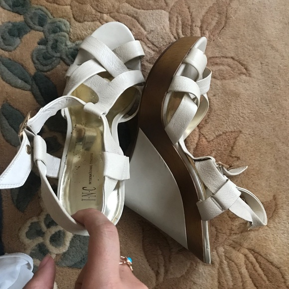 INC creamed color shoes - Picture 2 of 2