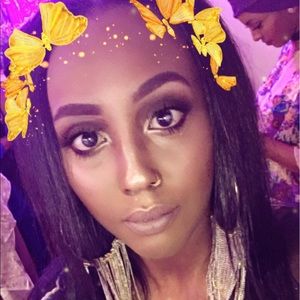 Meet your Posher, Ashraf