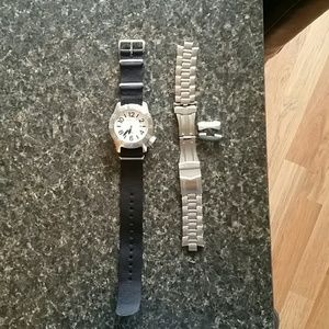 Momentum Torpedo Dive Watch 200M/660FT