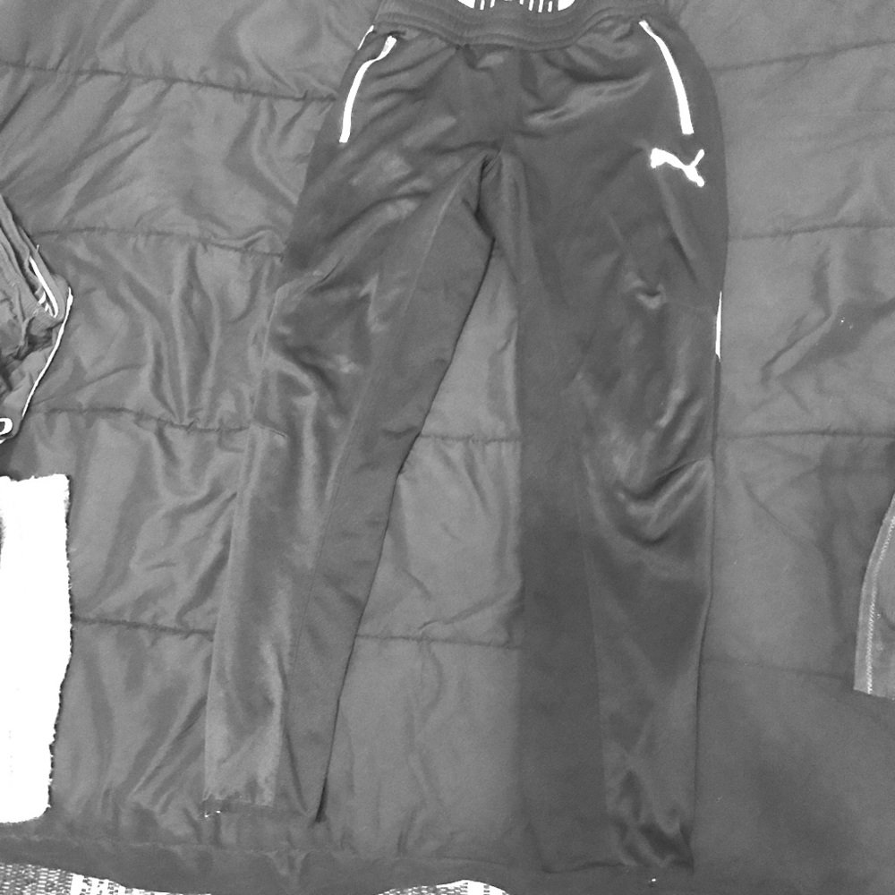 Black puma sweatpants