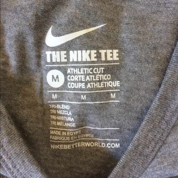 Nike grey t-shirt - Picture 3 of 6