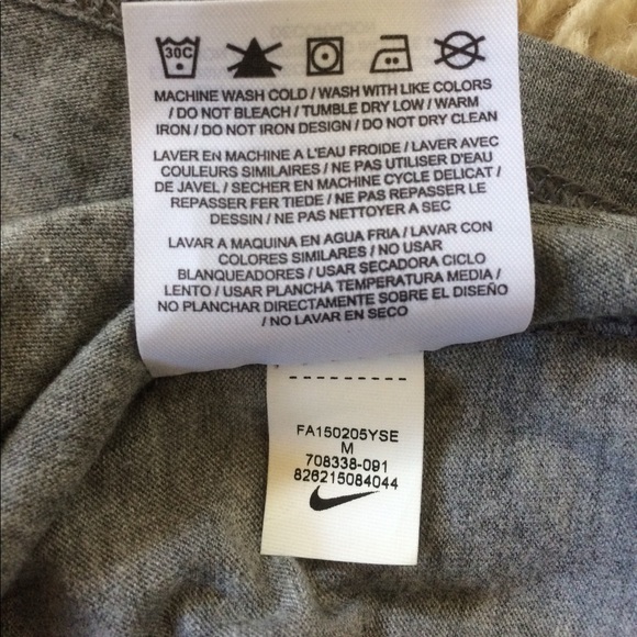 Nike grey t-shirt - Picture 4 of 6