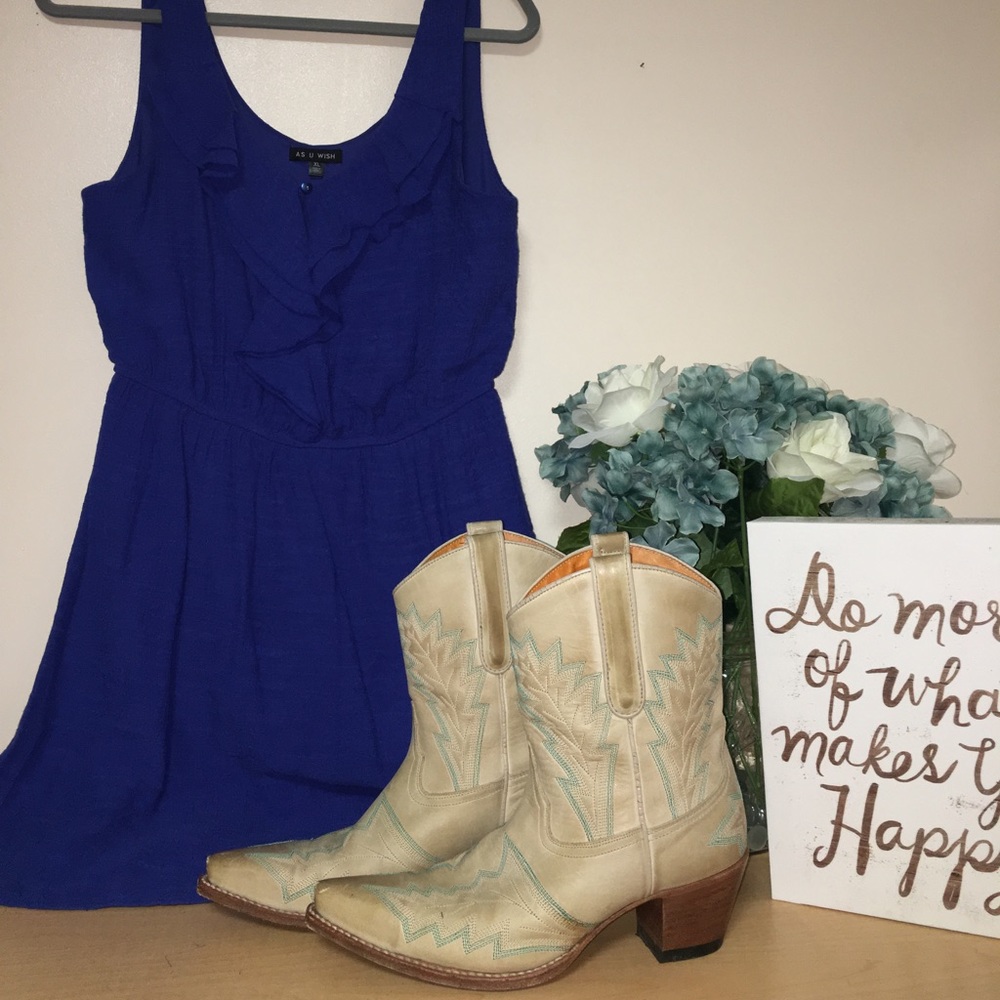 Gorgeous BLUE Dress 👗