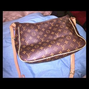 Louis Vuitton Purse